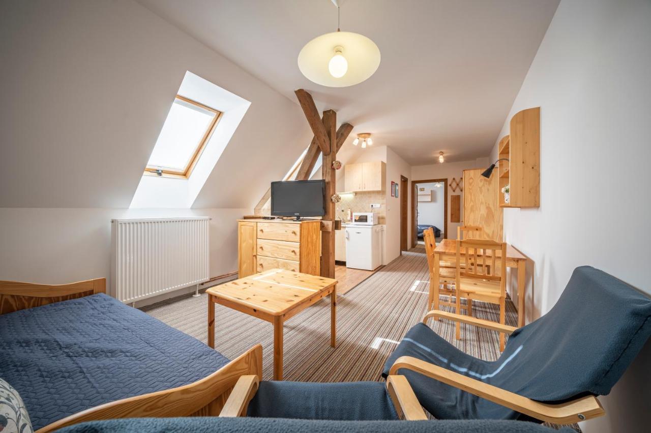 Apartmany Rubinovi Horejsi Vrchlabi Exterior photo